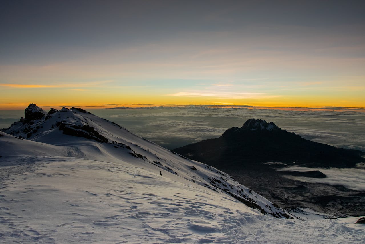 mount kilimanjaro trekking
